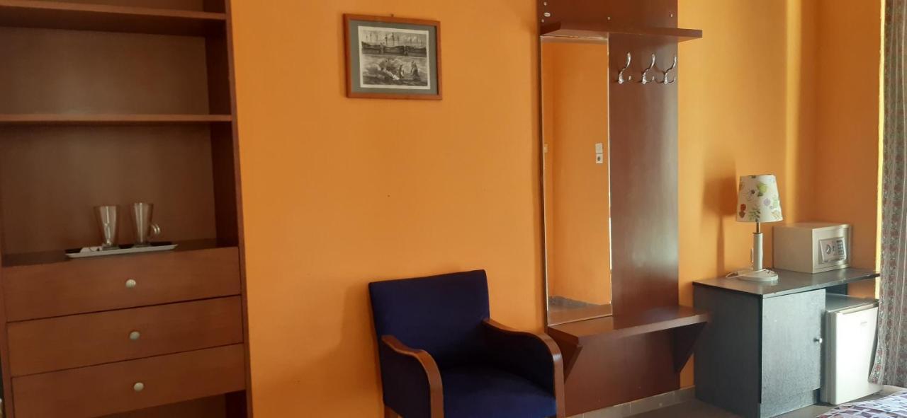 Aqua Hostel Шіофок Екстер'єр фото